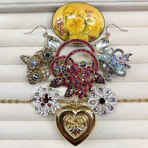 JEWELRY- Live Auction Notification 😊 Like this to be notified when I go LIVE 🎉